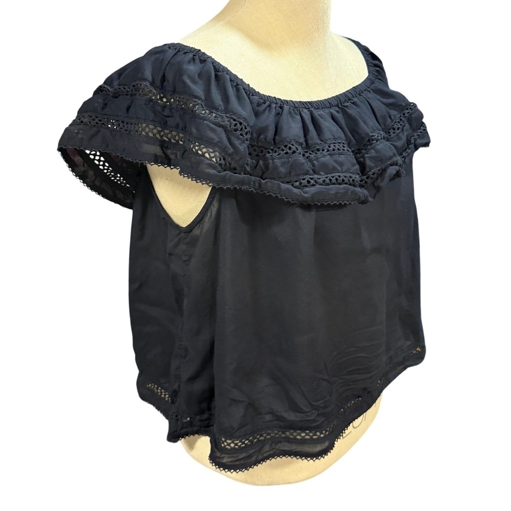 Wilfred ARITZIA M Black Off Shoulder Ruffle Eyelet Lace Crop Top Boho Goth Dark